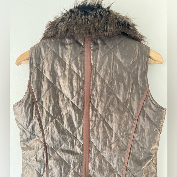 Chico's Quilted Shine Vest - Picture 4 of 10